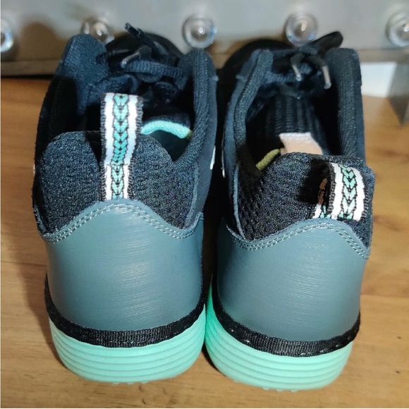 Nike Solarsoft Running Shoes Mens Size 11 US Black Bomber Grey Teal 631409-010 - Picture 5 of 11